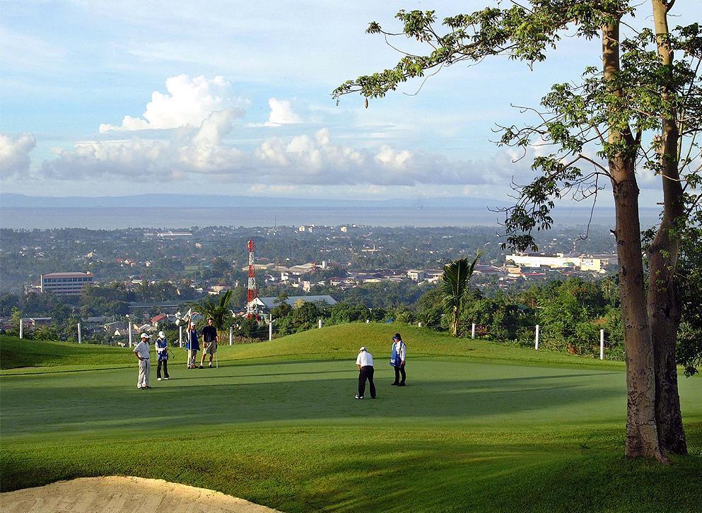Alta Vista Golf & Country Club editorial view 5